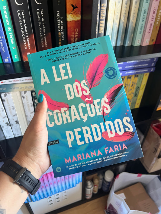 A lei dos corações perdidos - capa dobrada